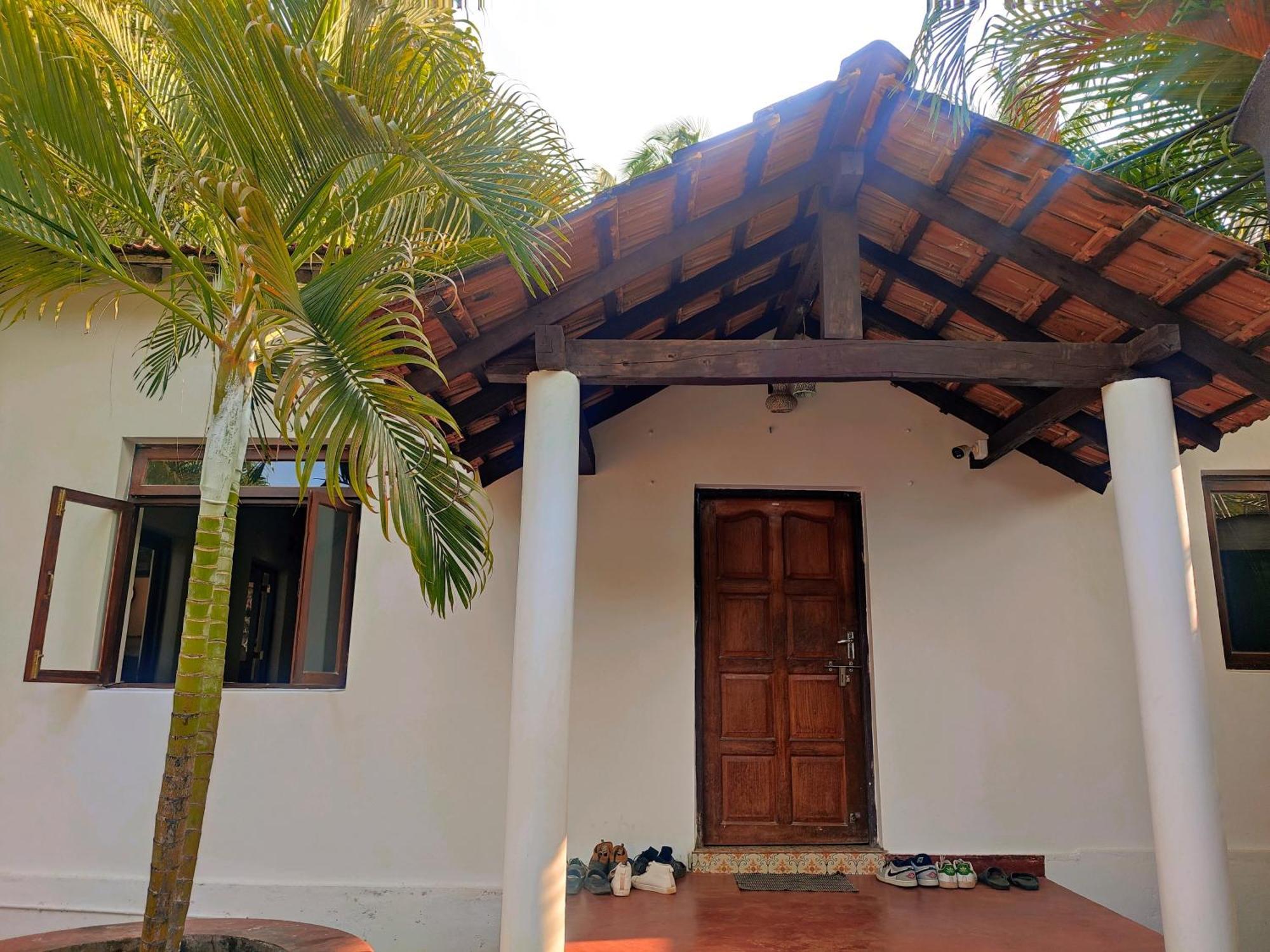 The Funky Monkey Hostel Anjuna Ngoại thất bức ảnh